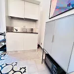Elegante Nel Cuore Del Barocco Apartment