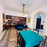 Elegante Nel Cuore Del Barocco *