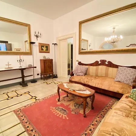 Elegante Nel Cuore Del Barocco Διαμέρισμα Λέτσε